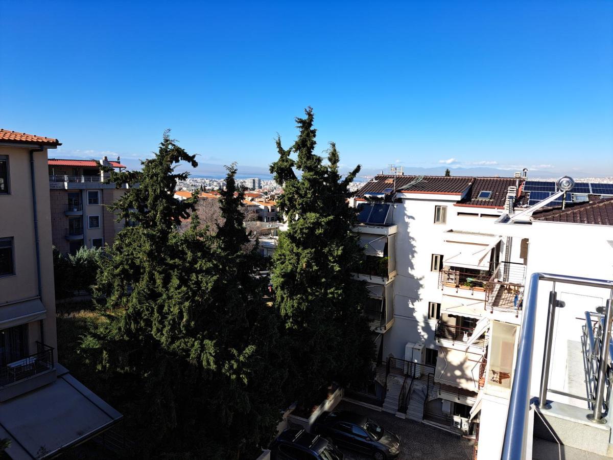 Όμορφο Διαμέρισμα- Σοφίτα Με Υπέροχη Θεα Salonicco Esterno foto